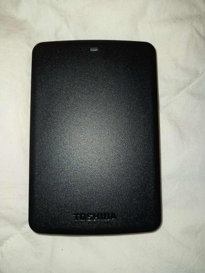 Toshiba satellite laptop 3 one TB external hard drives - Thumbnail 5