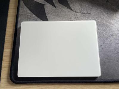 Apple trackpad 2 - Seattle, Washington