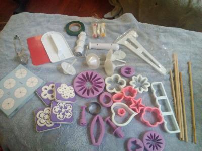 Wilton ultimate decorating kit - Thumbnail 3