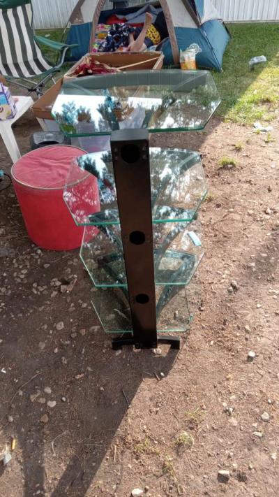 4 Floating Glass Shelves TV Console - Thumbnail 3