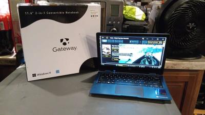 Gateway Celeron 11IN Notebook Blue - Thumbnail 3