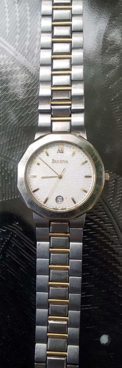 Womens Bulova Quartz 2 Tone Watch Silver and Gold - Belleville, Illinois