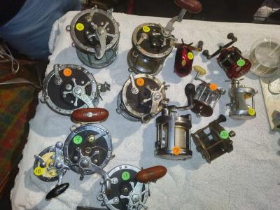 fishing rods and reels - Thumbnail 2