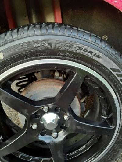 wheels and rims - Thumbnail 3