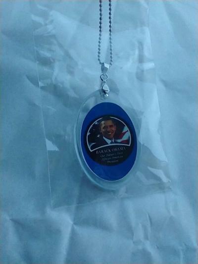 Barack Obama Blue Necklace - Thumbnail 2
