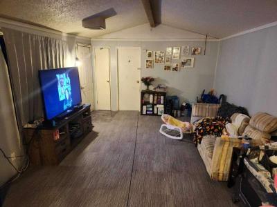 Mobile Home in Park 2bd 1 and a half bath as is - Thumbnail 5