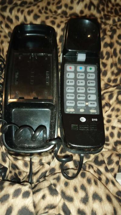 house phone - Thumbnail 2