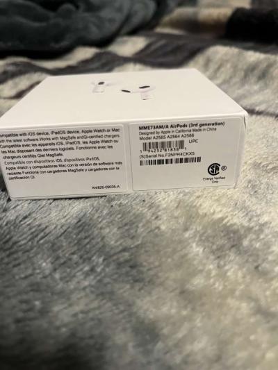 AirPods 3rd generation - Thumbnail 4