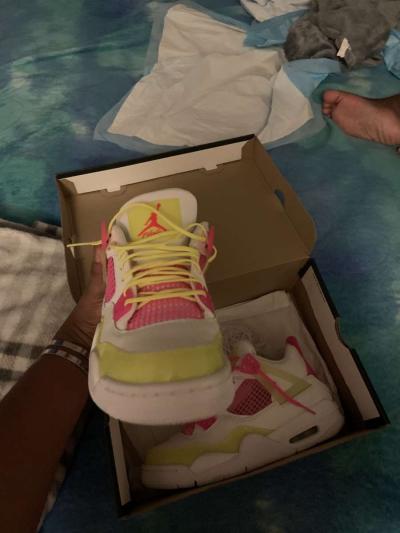 Jordans - Thumbnail 4