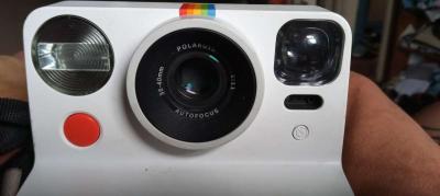polaroid now instant film camera - Thumbnail 3