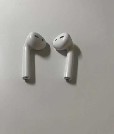 AirPod 1st Generation - Thumbnail 3