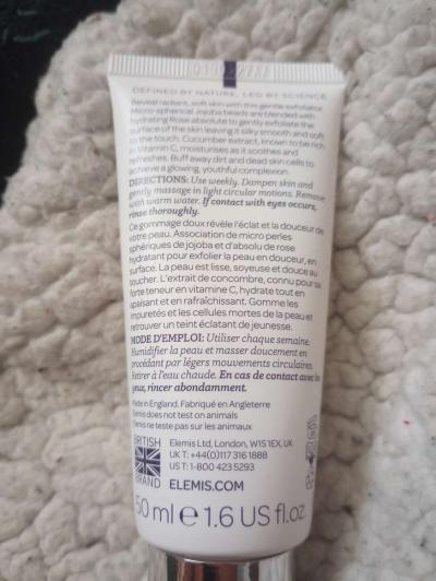 elemis gentle rose exfoliator - Thumbnail 2