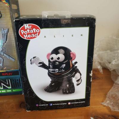 Vintage Alien Resurrection Ripley And Rare Mr Potato Head - Thumbnail 4
