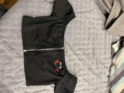 crop top - Thumbnail 2