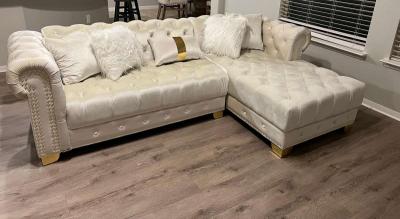Yaz Cream Sectional with gold legs we have delivery  today 4 - Thumbnail 3