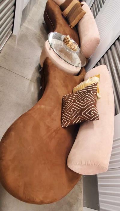 2 long curved sofas with matching table - Thumbnail 3