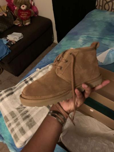 Uggs boots - Thumbnail 3