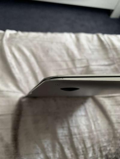 2014 MacBook Air - Thumbnail 3