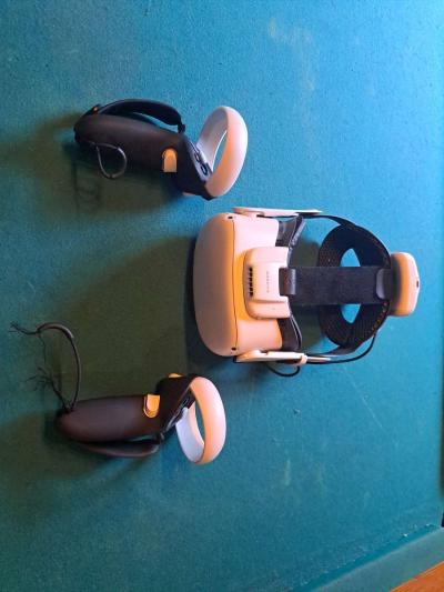 oculus quest 2 - Thumbnail 3