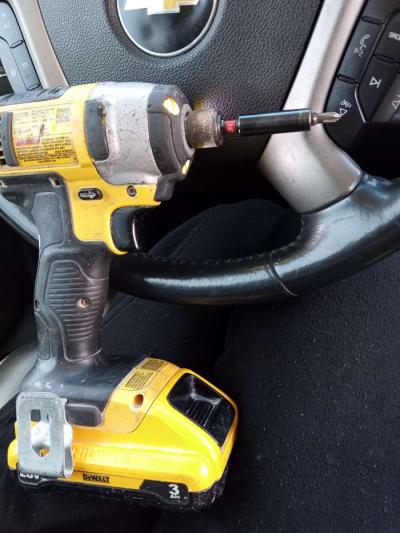 20 volt DeWalt drill - Thumbnail 3