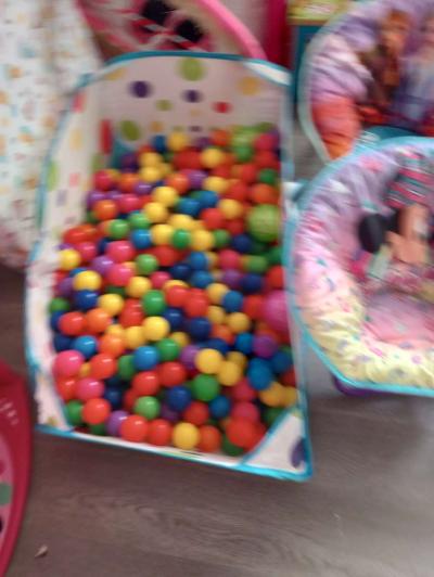 two bedroom apartments for sale everything must go 2000 for - Thumbnail 5