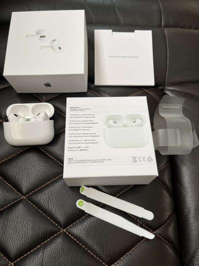 Airpods Pro first and second GEN - Thumbnail 2