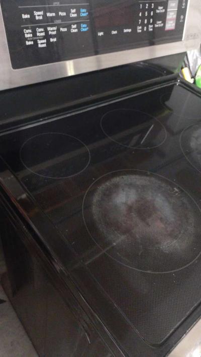 LG Electric stove oven - Thumbnail 2
