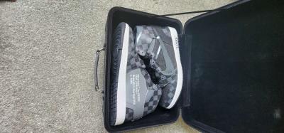 Louis Vuitton Sneakers - Thumbnail 2