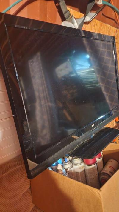 37 in JVC TV - Thumbnail 5