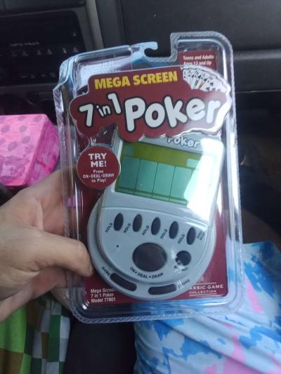 held hand vqgames I have 2 solitre and 7 in 1