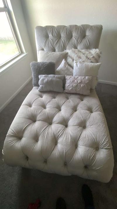 Large Ashley Chaise Lounger - Thumbnail 5