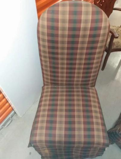 beautiful 2 accent chairs - Thumbnail 2