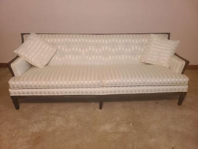 beautiful white couch - Thumbnail 5
