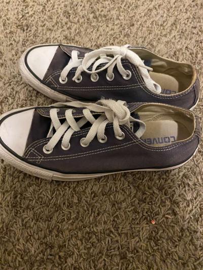 blue converse - Thumbnail 2