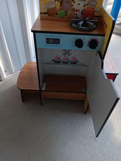 kid kraft kitchen play set good condition - Thumbnail 3