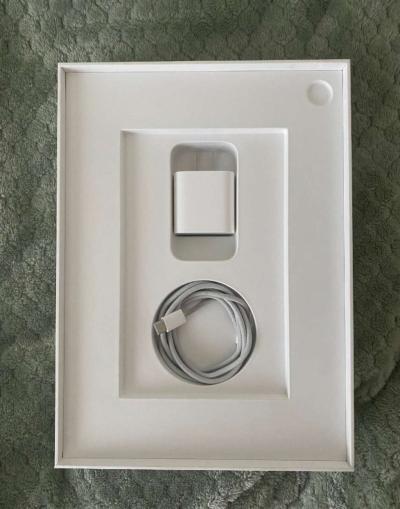 ipad 10th  gen - Thumbnail 4