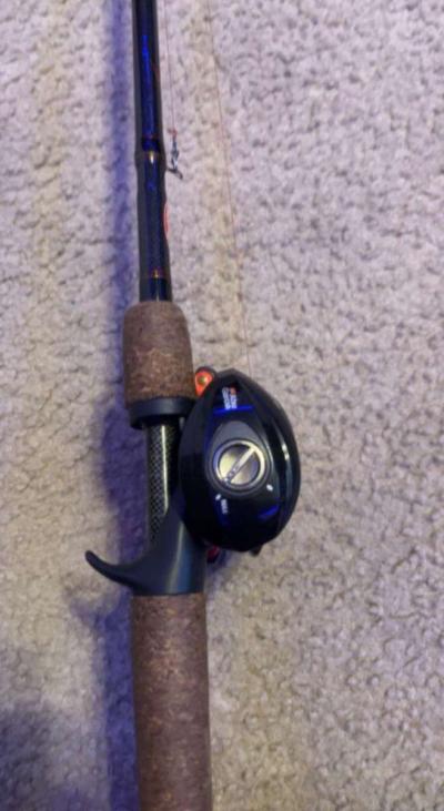 Black Max Bait Caster 7ft Rod Reel - Thumbnail 4