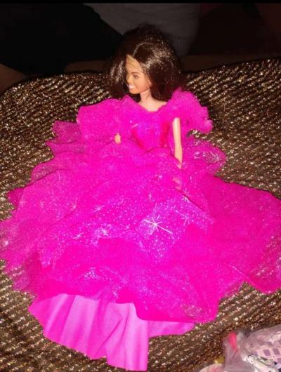 vintage Holiday Barbie in beautiful pink dress - Houston, Texas