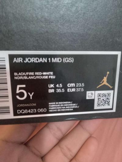 Jordans - Thumbnail 5