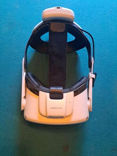 oculus quest 2 - Thumbnail 2