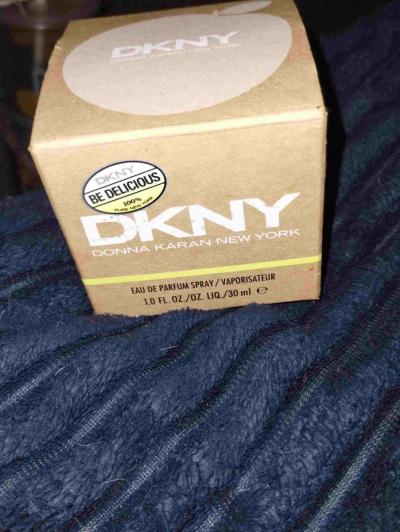 DKNY woman perfume - Flint, Michigan