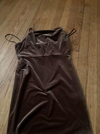 dresses - Thumbnail 3