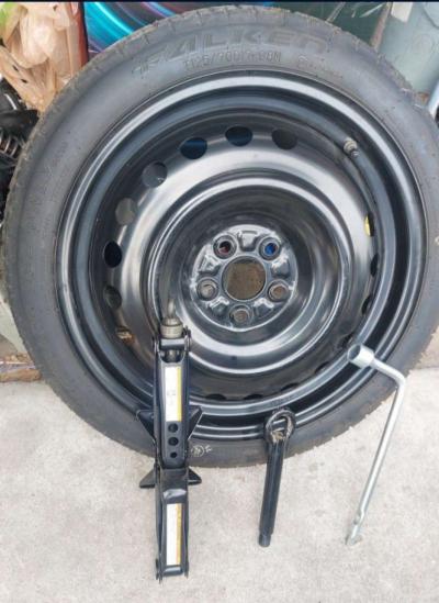 Emergency Toyota corolla kit - Thumbnail 2