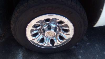 rims and tires - Thumbnail 2