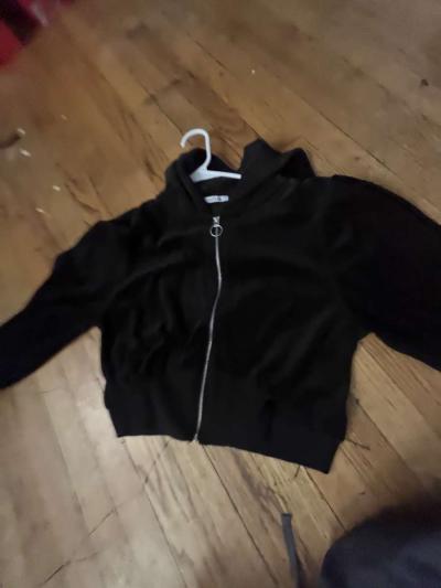 sweater - Thumbnail 2