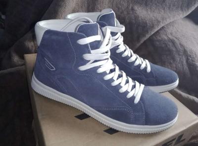 Diesel mens Sneakers - Los Angeles, California