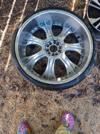 2 24 inch low profile 8 lug universal rims with Dcenti tires