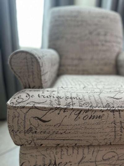 Decorative Chair - Thumbnail 2