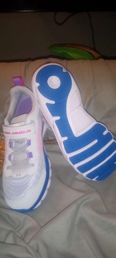 girls under armour shoes - Thumbnail 4