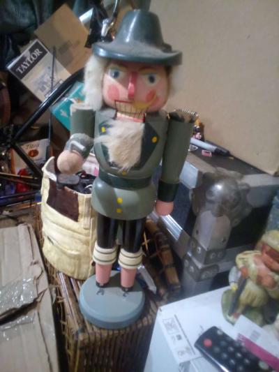 Nutcracker used - Alicia, Arkansas